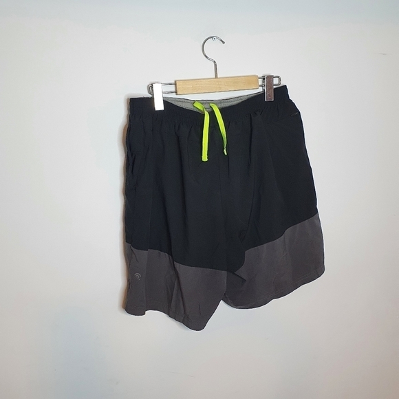 Champion Men Shorts Size XL - Picture 3 of 7
